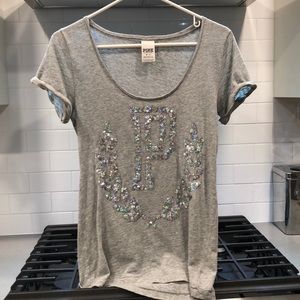 Gray bling pink brand scoop neck tee size medium